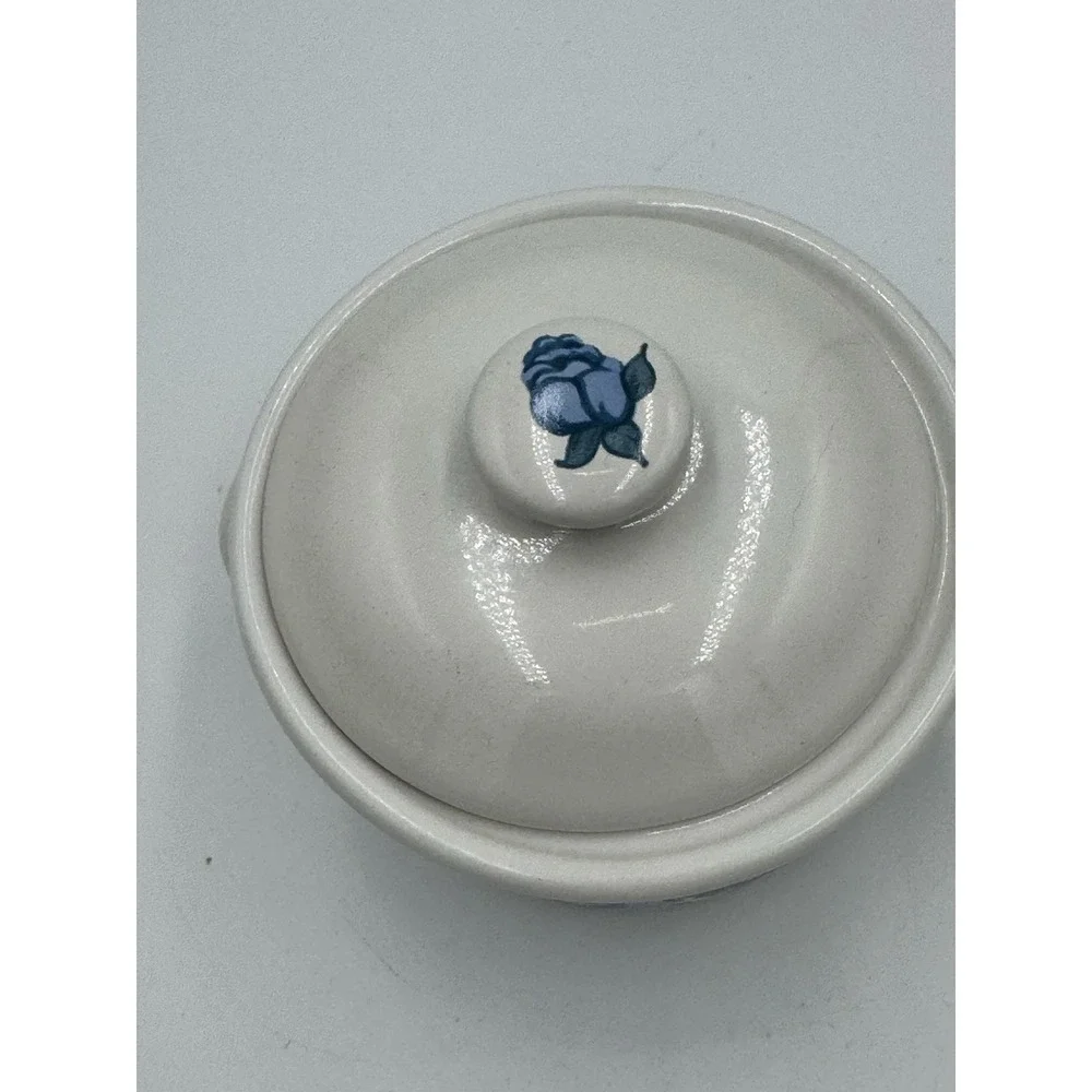 Jay import Company Blue Rose‎ Mini Crockpot/Soup Bowl